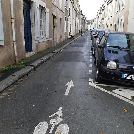 Ferienwohnung L'Atelier Calme Et Cosy A 2 Pas De La Cathedrale Orléans Exterior foto